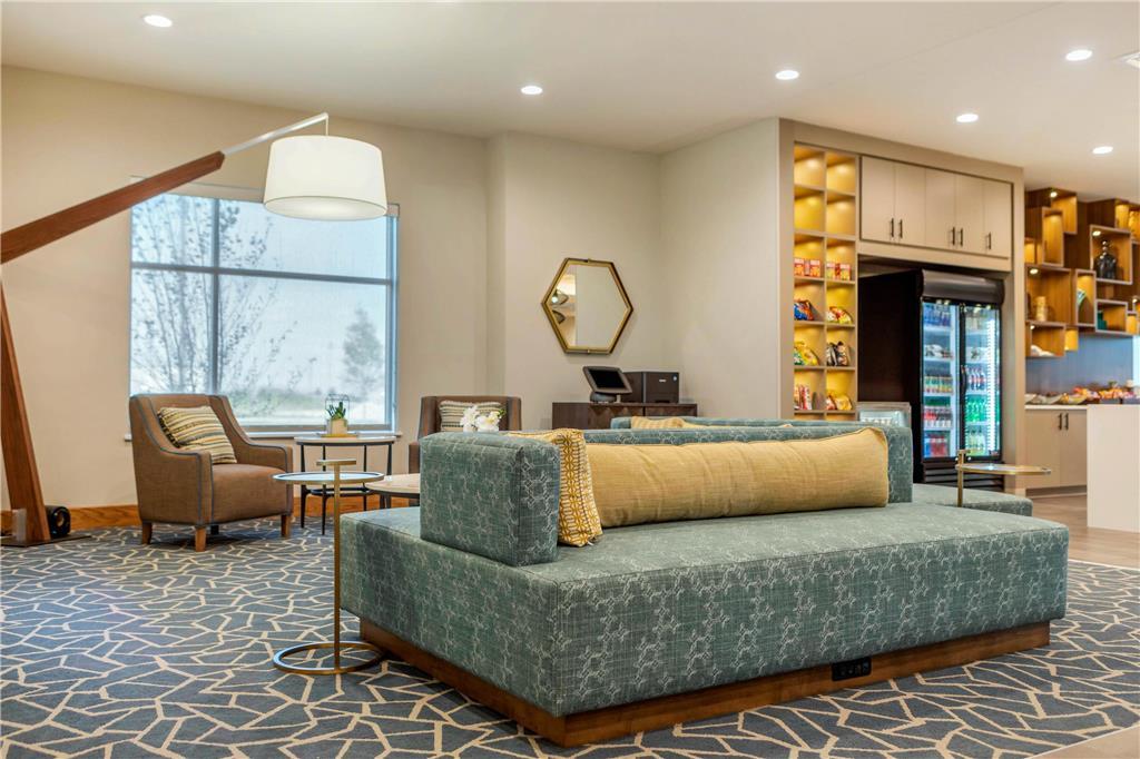 Cambria Hotel Davenport Quad Cities Bettendorf Interior foto
